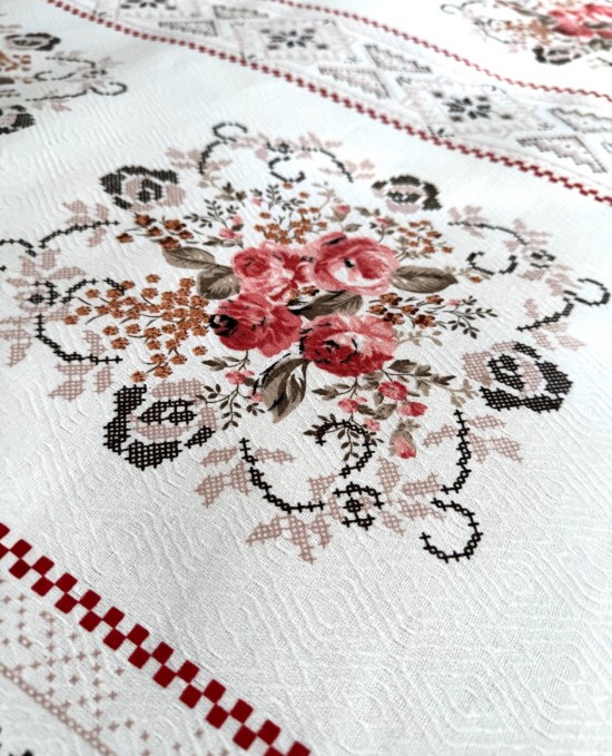 Alla Turca Çift Kişilik Kanaviçe Desenli Pike – Pudra | 200x240 cm | %100 Pamuk Alla Turca Çift Kişilik Kanaviçe Desenli Pike – Pudra | 200x240 cm | %100 Pamuk